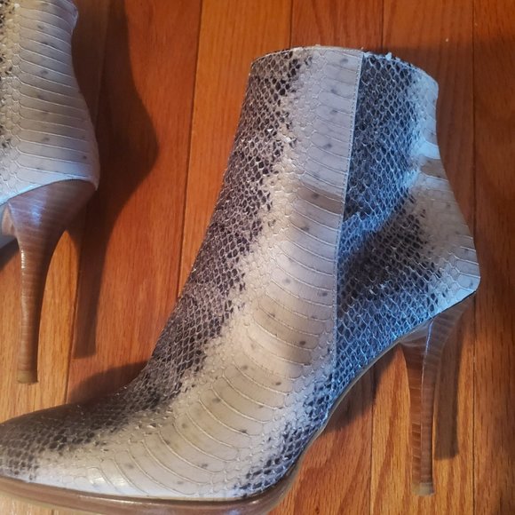 Stuart Weitzman Boots - Picture 4 of 4